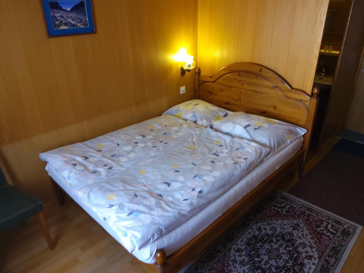 Hotel Gotthard Göschenen Kültér fotó