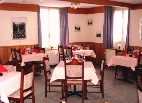 Hotel Gotthard Göschenen Kültér fotó